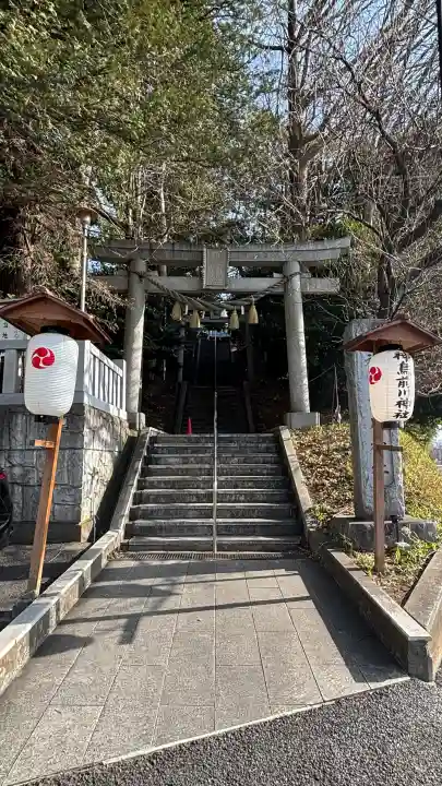神鳥前川神社の{uncategorized: "未分類", other: "その他", undefined: "問題あり", building: "その他建物", grave: "お墓", sacred_gate: "鳥居", guardian: "狛犬", statue: "像", buddha: "仏像", history: "歴史", nature: "自然", garden: "庭園", animal: "動物", pagoda: "塔", temizu: "手水舎", mountain_gate: "山門・神門", sanctuary: "本殿・本堂", subordinate: "末社・摂社", art: "芸術", scenery: "景色", jizo: "地蔵", ema: "絵馬", goshuin: "御朱印", omikuji: "おみくじ", items: "授与品その他", amulet: "お守り", goshuincho: "御朱印帳", eats: "食事", festival: "お祭り", votive_dance: "神楽", shichigosan: "七五三参", wedding: "結婚式", experience: "体験その他", initially: "初詣", around: "周辺", anti_infection: "感染症対策"}