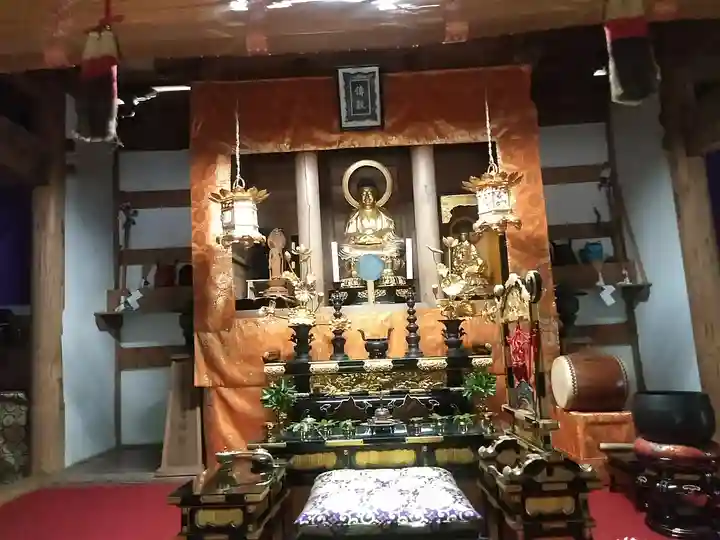 正平寺の本殿・本堂