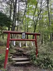 新屋山神社奥宮(山梨県)