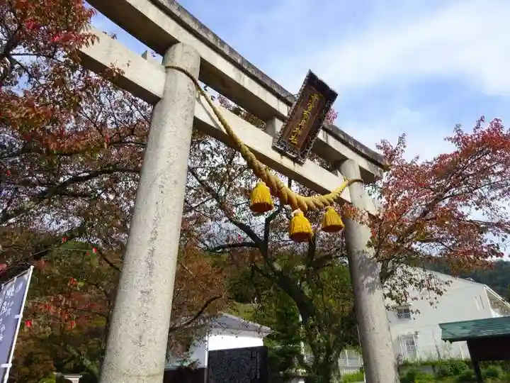 意冨布良神社(滋賀県)