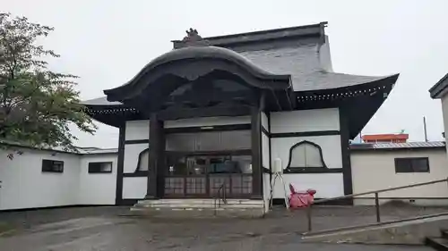 真浄寺の本殿・本堂