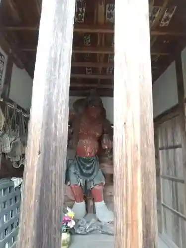 金剛山 正法寺の山門・神門