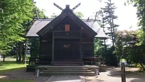 芽生神社の本殿