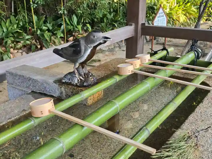 弓弦羽神社の{uncategorized: "未分類", other: "その他", undefined: "問題あり", building: "その他建物", grave: "お墓", sacred_gate: "鳥居", guardian: "狛犬", statue: "像", buddha: "仏像", history: "歴史", nature: "自然", garden: "庭園", animal: "動物", pagoda: "塔", temizu: "手水舎", mountain_gate: "山門・神門", sanctuary: "本殿・本堂", subordinate: "末社・摂社", art: "芸術", scenery: "景色", jizo: "地蔵", ema: "絵馬", goshuin: "御朱印", omikuji: "おみくじ", items: "授与品その他", amulet: "お守り", goshuincho: "御朱印帳", eats: "食事", festival: "お祭り", votive_dance: "神楽", shichigosan: "七五三参", wedding: "結婚式", experience: "体験その他", initially: "初詣", around: "周辺", anti_infection: "感染症対策"}