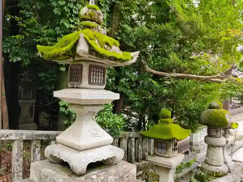 日牟禮八幡宮の建物その他