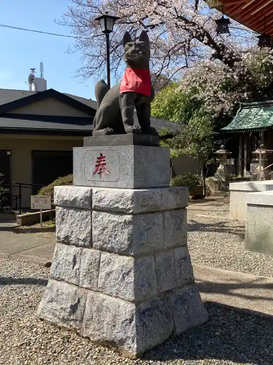 稲荷神社の狛犬