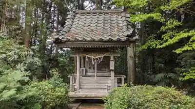 牛尾神社の末社・摂社