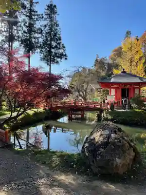 達谷西光寺の末社・摂社