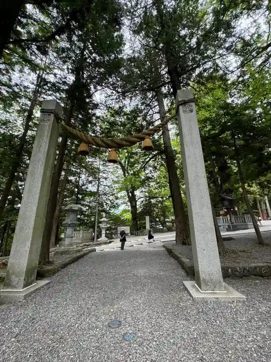 諏訪大社下社秋宮(長野県)