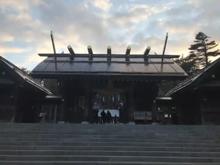 北海道神宮の山門・神門
