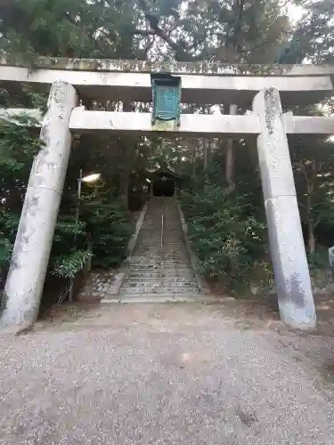 建水分神社の{uncategorized: "未分類", other: "その他", undefined: "問題あり", building: "その他建物", grave: "お墓", sacred_gate: "鳥居", guardian: "狛犬", statue: "像", buddha: "仏像", history: "歴史", nature: "自然", garden: "庭園", animal: "動物", pagoda: "塔", temizu: "手水舎", mountain_gate: "山門・神門", sanctuary: "本殿・本堂", subordinate: "末社・摂社", art: "芸術", scenery: "景色", jizo: "地蔵", ema: "絵馬", goshuin: "御朱印", omikuji: "おみくじ", items: "授与品その他", amulet: "お守り", goshuincho: "御朱印帳", eats: "食事", festival: "お祭り", votive_dance: "神楽", shichigosan: "七五三参", wedding: "結婚式", experience: "体験その他", initially: "初詣", around: "周辺", anti_infection: "感染症対策"}