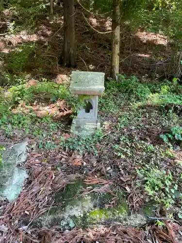 安智羅神社(松尾古城跡)の末社