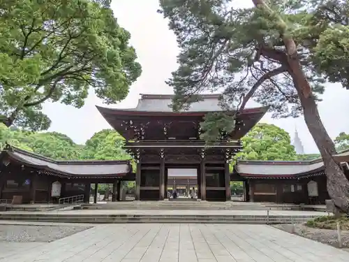 明治神宮の山門