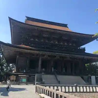 金峯山寺の本殿・本堂