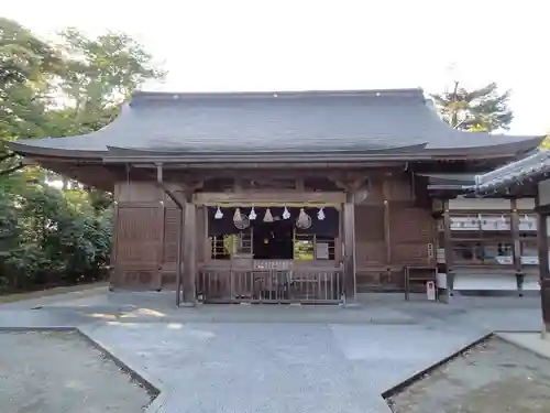 松江城山稲荷神社の本殿