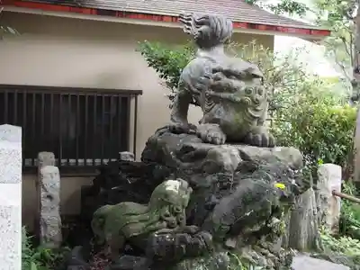 新宿下落合氷川神社の狛犬