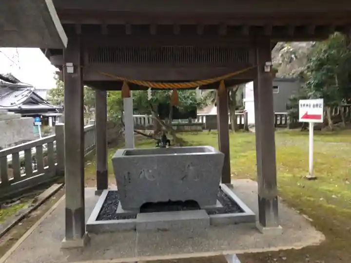 熊野神社の手水舎