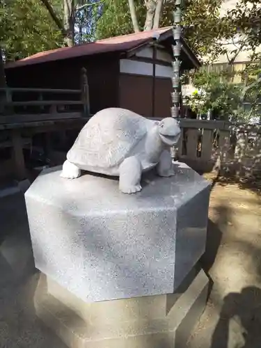 亀岡八幡宮（亀岡八幡神社）の狛犬