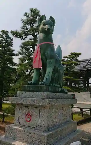 豊川閣　妙厳寺の狛犬