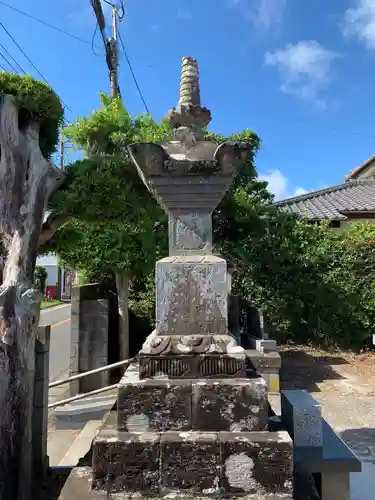 地蔵堂の塔