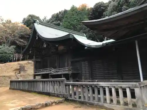 平清水八幡宮の本殿