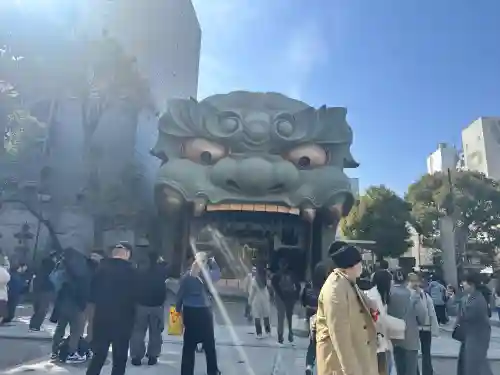 難波八阪神社の{uncategorized: "未分類", other: "その他", undefined: "問題あり", building: "その他建物", grave: "お墓", sacred_gate: "鳥居", guardian: "狛犬", statue: "像", buddha: "仏像", history: "歴史", nature: "自然", garden: "庭園", animal: "動物", pagoda: "塔", temizu: "手水舎", mountain_gate: "山門・神門", sanctuary: "本殿・本堂", subordinate: "末社・摂社", art: "芸術", scenery: "景色", jizo: "地蔵", ema: "絵馬", goshuin: "御朱印", omikuji: "おみくじ", items: "授与品その他", amulet: "お守り", goshuincho: "御朱印帳", eats: "食事", festival: "お祭り", votive_dance: "神楽", shichigosan: "七五三参", wedding: "結婚式", experience: "体験その他", initially: "初詣", around: "周辺", anti_infection: "感染症対策"}