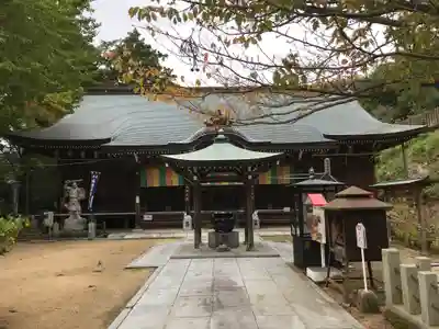 白峯寺の本殿・本堂