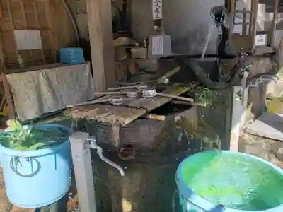 三方石観世音の手水舎