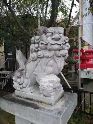 三社神社の狛犬