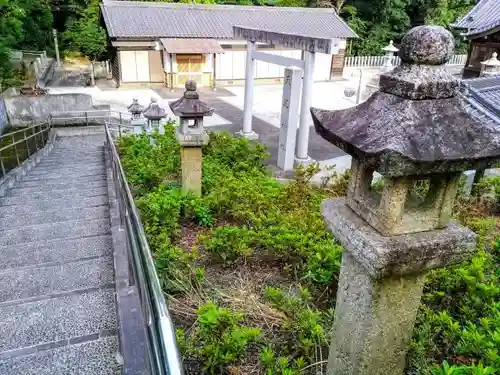 天尾神社の建物その他