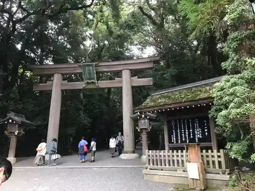 大神神社の鳥居