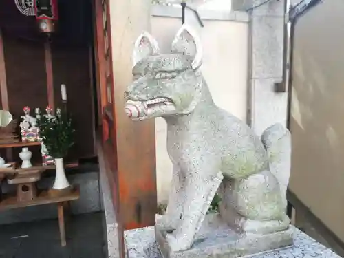 稲守稲荷神社の狛犬