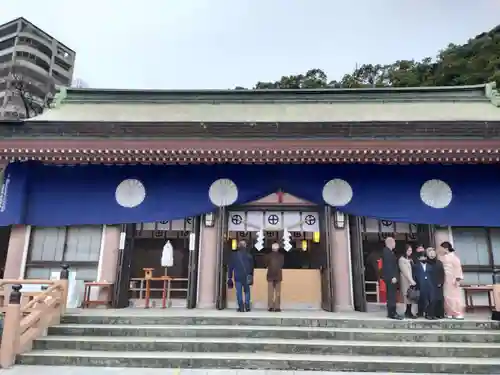 照國神社の本殿