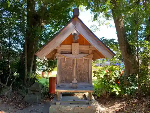 六所神社の末社