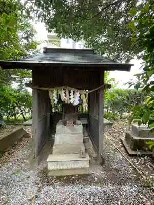 鹿嶋神社の{uncategorized: "未分類", other: "その他", undefined: "問題あり", building: "その他建物", grave: "お墓", sacred_gate: "鳥居", guardian: "狛犬", statue: "像", buddha: "仏像", history: "歴史", nature: "自然", garden: "庭園", animal: "動物", pagoda: "塔", temizu: "手水舎", mountain_gate: "山門・神門", sanctuary: "本殿・本堂", subordinate: "末社・摂社", art: "芸術", scenery: "景色", jizo: "地蔵", ema: "絵馬", goshuin: "御朱印", omikuji: "おみくじ", items: "授与品その他", amulet: "お守り", goshuincho: "御朱印帳", eats: "食事", festival: "お祭り", votive_dance: "神楽", shichigosan: "七五三参", wedding: "結婚式", experience: "体験その他", initially: "初詣", around: "周辺", anti_infection: "感染症対策"}