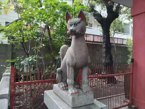 笠䅣稲荷神社の狛犬