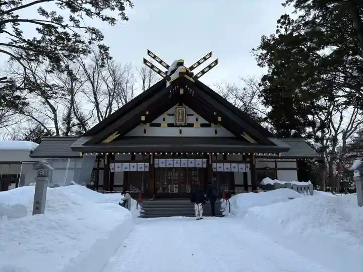 新琴似神社の本殿・本堂