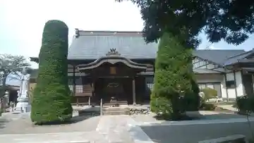 海雲寺の本殿・本堂