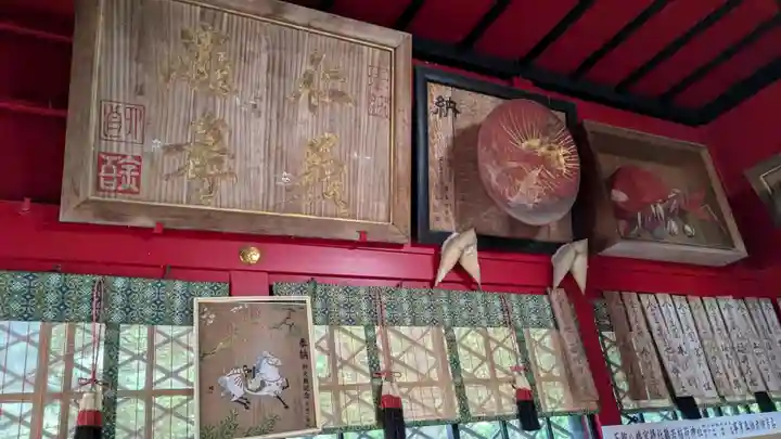 鶴若稲荷神社の芸術