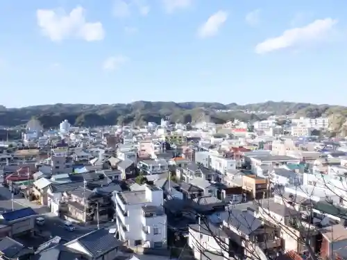 遠見岬神社の{uncategorized: "未分類", other: "その他", undefined: "問題あり", building: "その他建物", grave: "お墓", sacred_gate: "鳥居", guardian: "狛犬", statue: "像", buddha: "仏像", history: "歴史", nature: "自然", garden: "庭園", animal: "動物", pagoda: "塔", temizu: "手水舎", mountain_gate: "山門・神門", sanctuary: "本殿・本堂", subordinate: "末社・摂社", art: "芸術", scenery: "景色", jizo: "地蔵", ema: "絵馬", goshuin: "御朱印", omikuji: "おみくじ", items: "授与品その他", amulet: "お守り", goshuincho: "御朱印帳", eats: "食事", festival: "お祭り", votive_dance: "神楽", shichigosan: "七五三参", wedding: "結婚式", experience: "体験その他", initially: "初詣", around: "周辺", anti_infection: "感染症対策"}