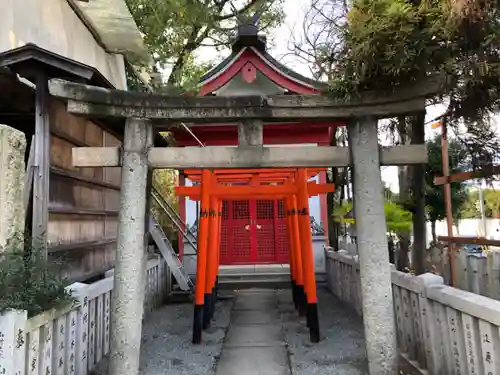 尾浜八幡神社の末社・摂社