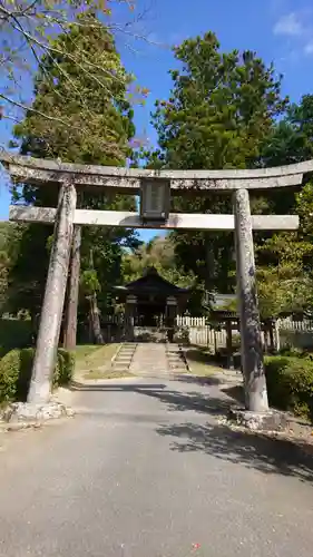 板列神社の鳥居