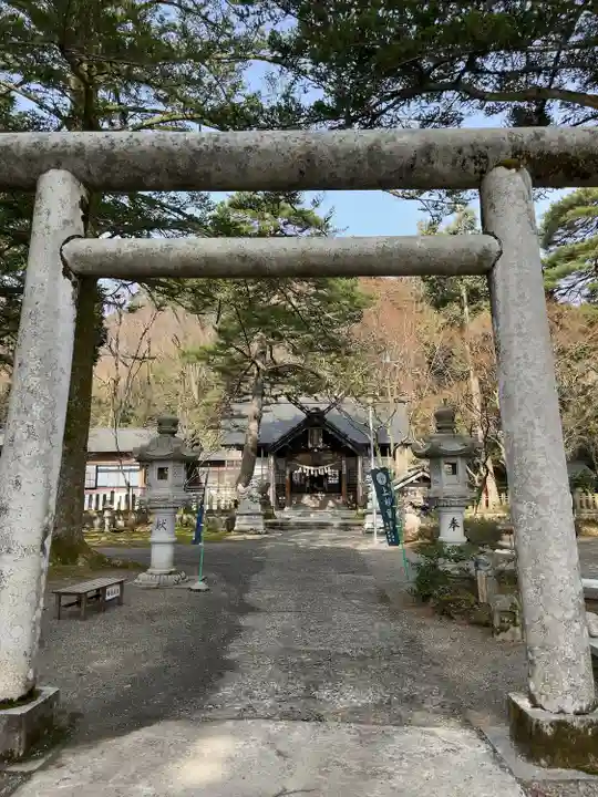 春日山神社(新潟県)