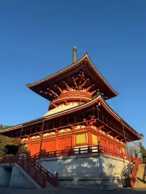 成田山新勝寺の{uncategorized: "未分類", other: "その他", undefined: "問題あり", building: "その他建物", grave: "お墓", sacred_gate: "鳥居", guardian: "狛犬", statue: "像", buddha: "仏像", history: "歴史", nature: "自然", garden: "庭園", animal: "動物", pagoda: "塔", temizu: "手水舎", mountain_gate: "山門・神門", sanctuary: "本殿・本堂", subordinate: "末社・摂社", art: "芸術", scenery: "景色", jizo: "地蔵", ema: "絵馬", goshuin: "御朱印", omikuji: "おみくじ", items: "授与品その他", amulet: "お守り", goshuincho: "御朱印帳", eats: "食事", festival: "お祭り", votive_dance: "神楽", shichigosan: "七五三参", wedding: "結婚式", experience: "体験その他", initially: "初詣", around: "周辺", anti_infection: "感染症対策"}