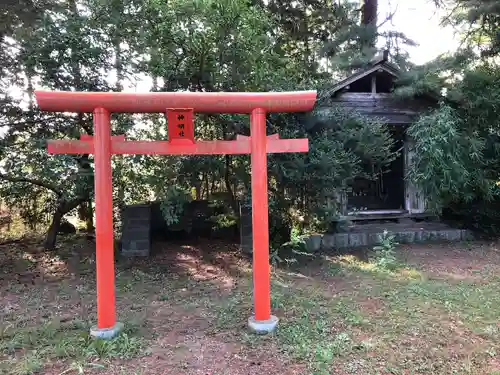 梅宮神社の鳥居