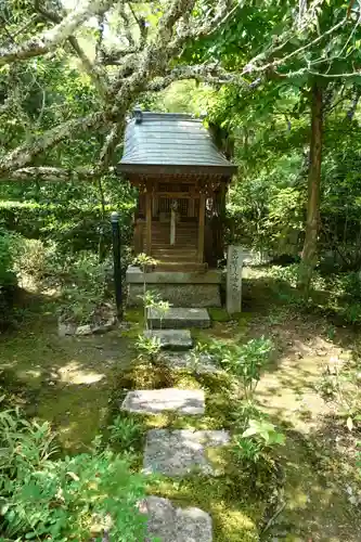 神藏寺の末社