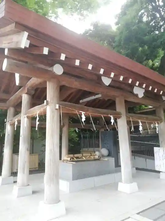 東郷神社の手水舎