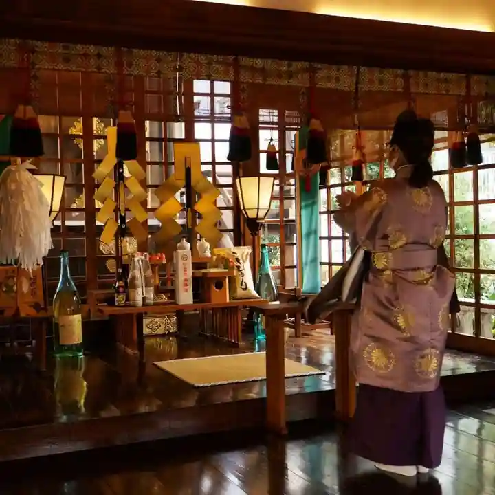 三輪神社の本殿・本堂