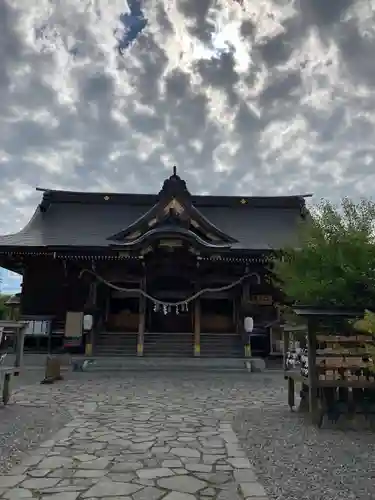 新発田諏訪神社の本殿