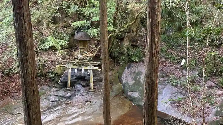 龍鎮神社(奈良県)